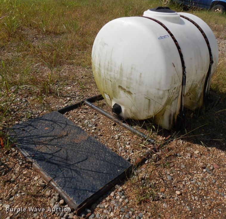 image for item FR9175 Poly tank