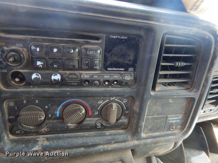 image for item FR9177 2001 Chevrolet Silverado 1500  Ext. Cab pickup truck