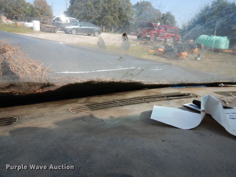 image for item FR9177 2001 Chevrolet Silverado 1500  Ext. Cab pickup truck