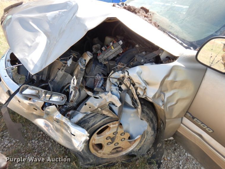 image for item FR9177 2001 Chevrolet Silverado 1500  Ext. Cab pickup truck