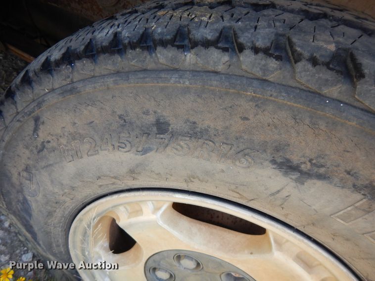 image for item FR9177 2001 Chevrolet Silverado 1500  Ext. Cab pickup truck