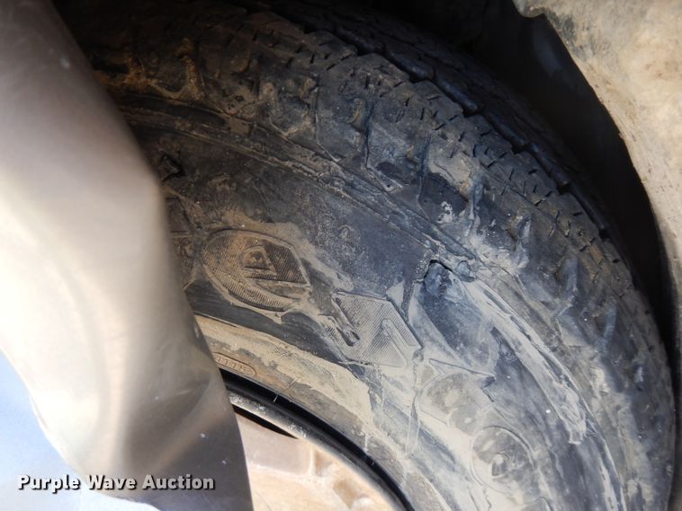 image for item FR9177 2001 Chevrolet Silverado 1500  Ext. Cab pickup truck