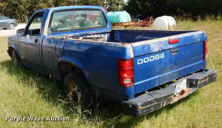 image for item FR9178 1996 Dodge Dakota  pickup truck