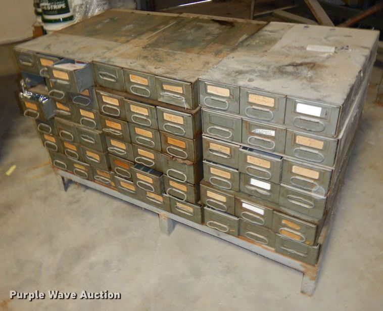 image for item FR9210 (3) storage units