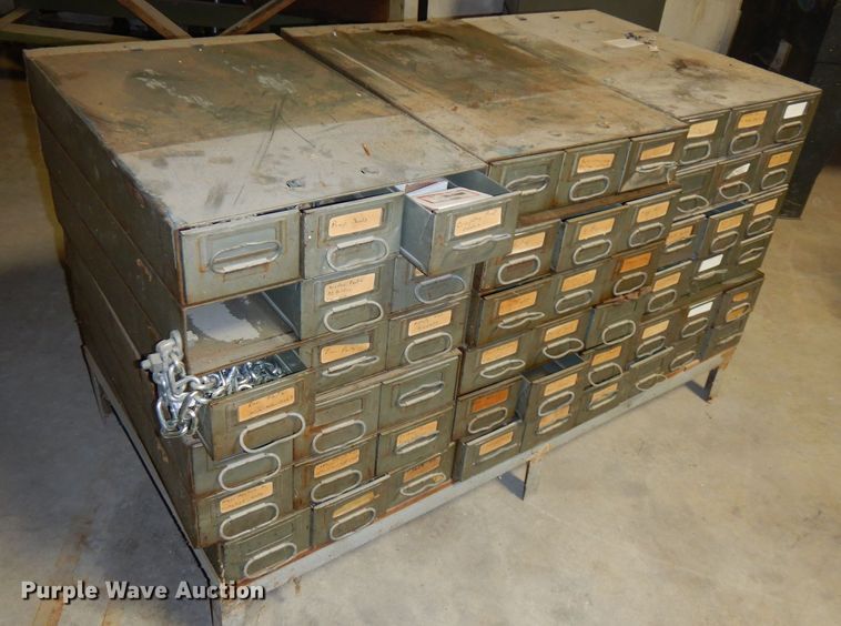 image for item FR9210 (3) storage units