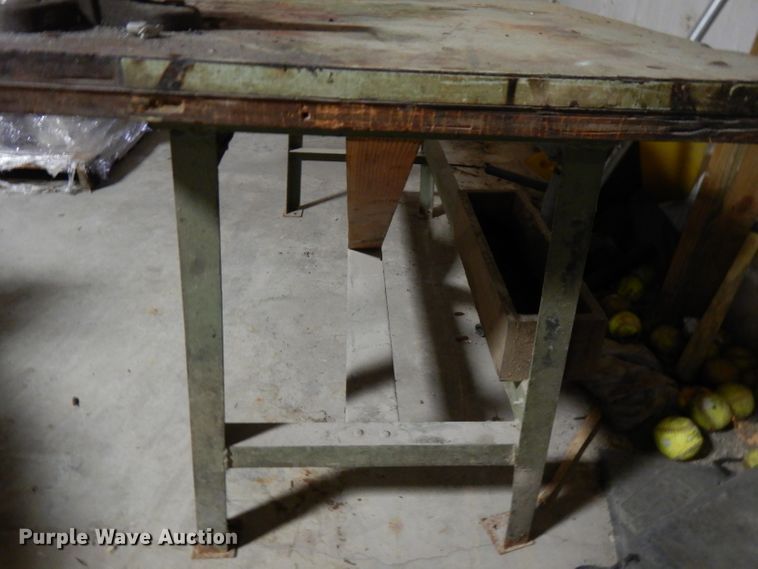 image for item FR9213 Work table