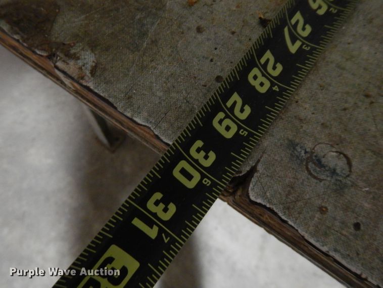 image for item FR9213 Work table