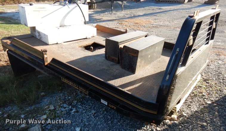 image for item FW9752 Cannonball LLWW hydraulic bale bed