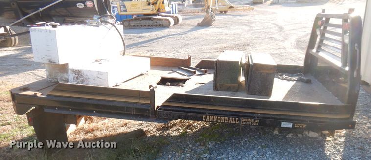 image for item FW9752 Cannonball LLWW hydraulic bale bed