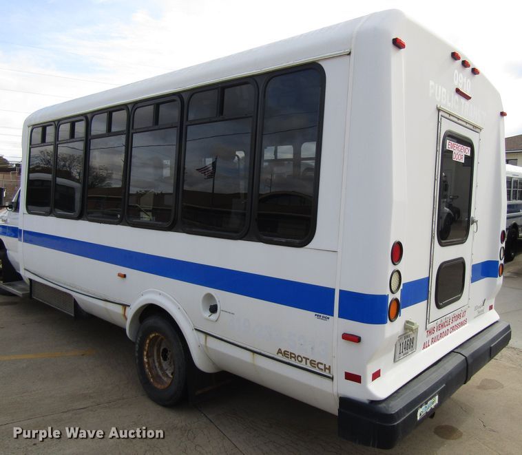 image for item GQ9198 2009 Ford E450  shuttle bus