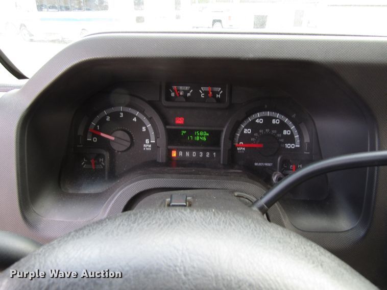 image for item GQ9198 2009 Ford E450  shuttle bus