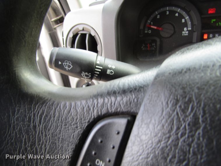 image for item GQ9198 2009 Ford E450  shuttle bus