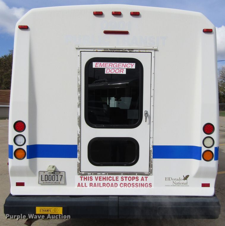 image for item GQ9199 2009 Ford E450  shuttle bus