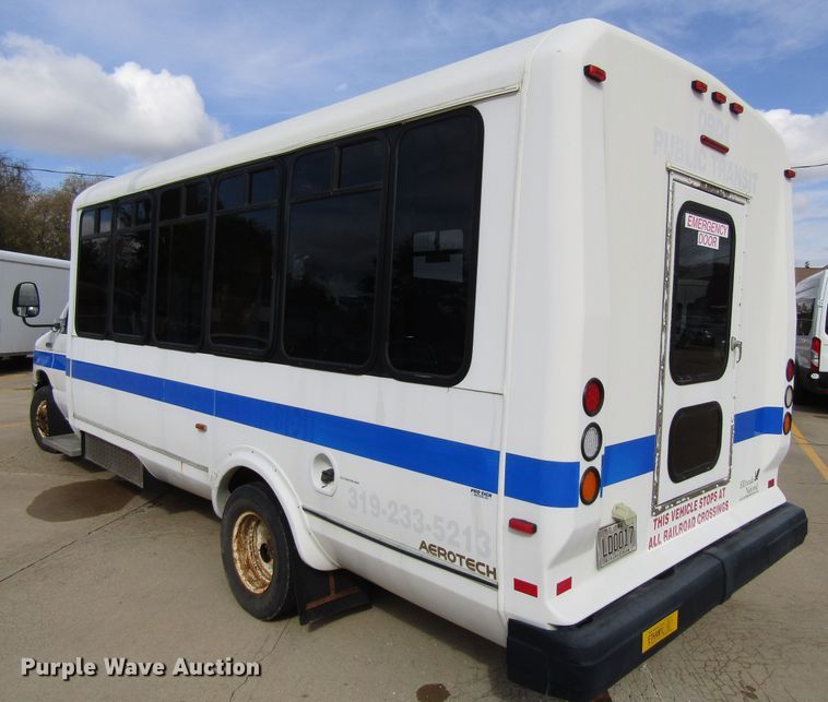 image for item GQ9199 2009 Ford E450  shuttle bus