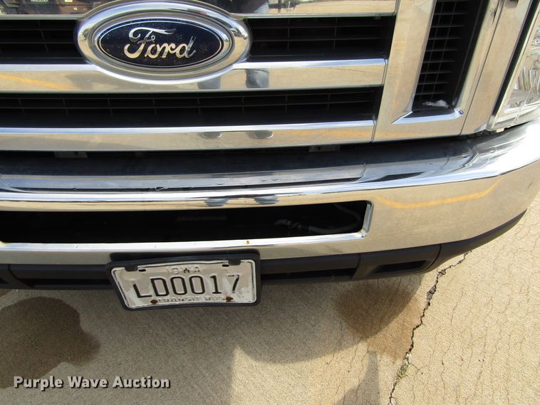 image for item GQ9199 2009 Ford E450  shuttle bus