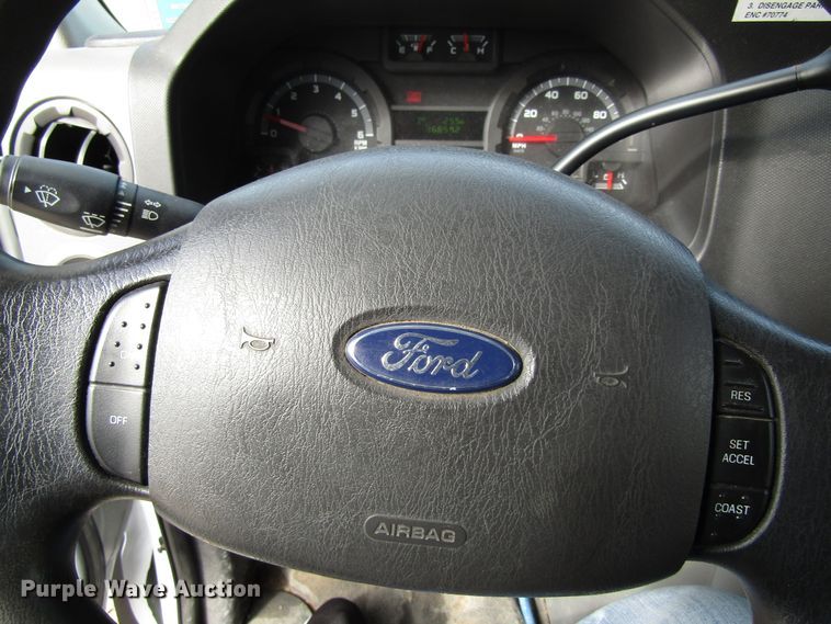 image for item GQ9199 2009 Ford E450  shuttle bus