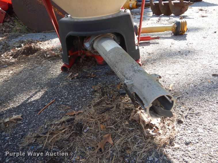 image for item GR9961 Vicon PS203 broadcast spreader