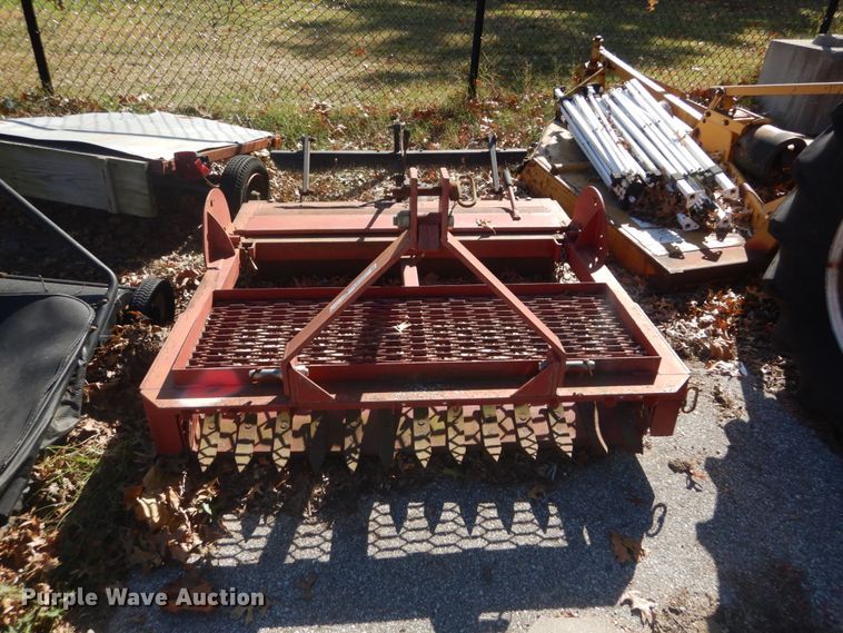 image for item GR9963 Lawn and garden equipment