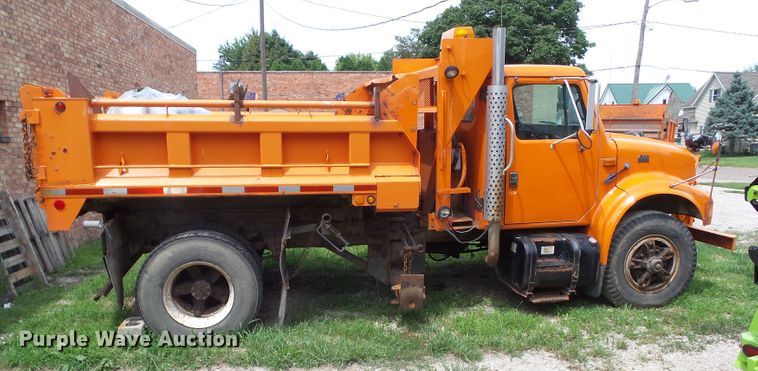 image for item GX9155 1995 International 4700  dump truck