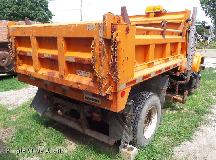 image for item GX9155 1995 International 4700  dump truck