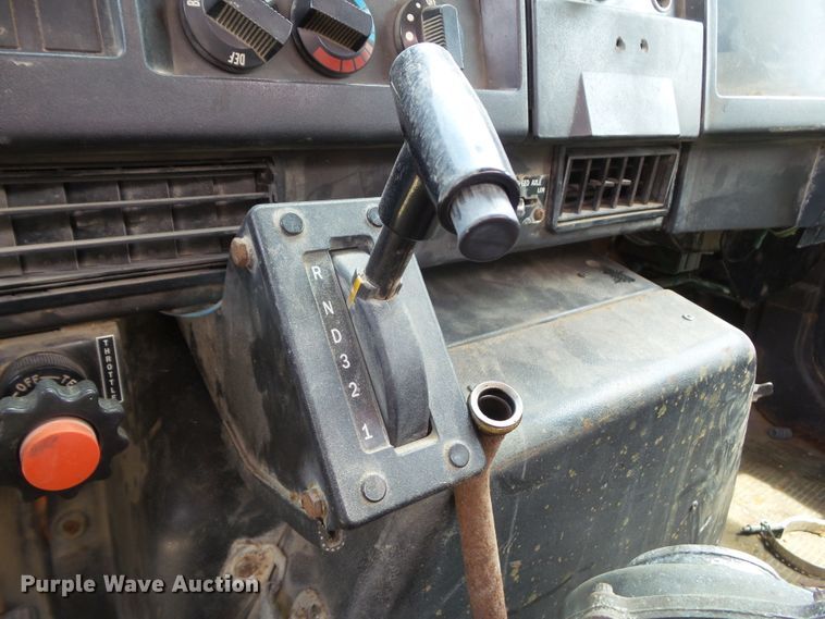 image for item GX9155 1995 International 4700  dump truck