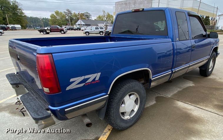 image for item HA9659 1997 Chevrolet K1500  Ext. Cab pickup truck