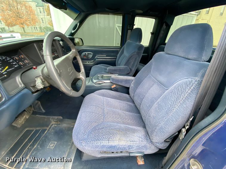 image for item HA9659 1997 Chevrolet K1500  Ext. Cab pickup truck