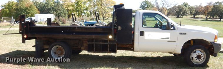 image for item HA9777 2001 Ford F450 Super Duty  dump truck