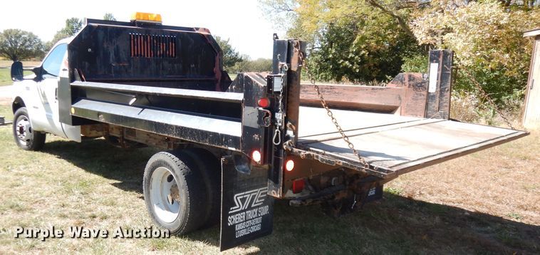 image for item HA9777 2001 Ford F450 Super Duty  dump truck