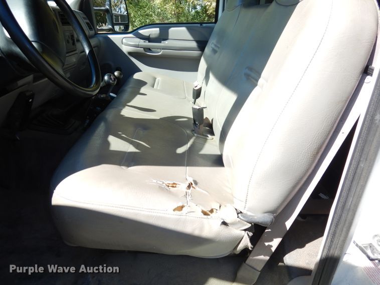 image for item HA9777 2001 Ford F450 Super Duty  dump truck