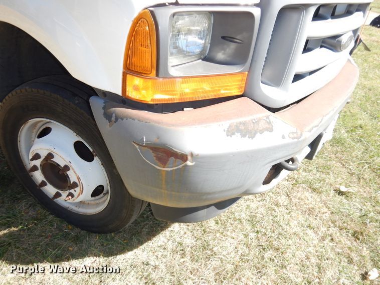 image for item HA9777 2001 Ford F450 Super Duty  dump truck