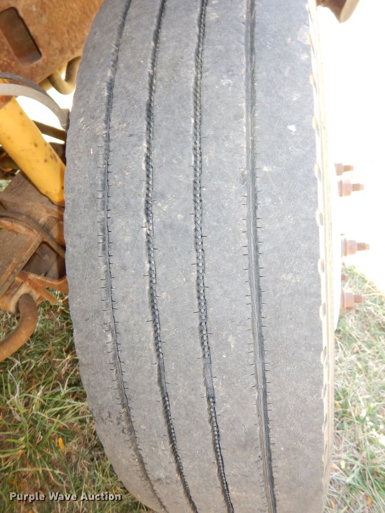 image for item HA9777 2001 Ford F450 Super Duty  dump truck