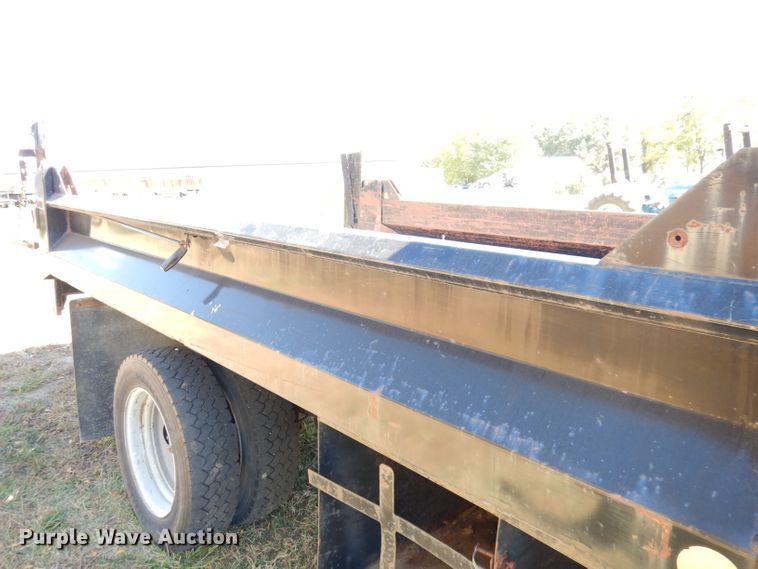 image for item HA9777 2001 Ford F450 Super Duty  dump truck