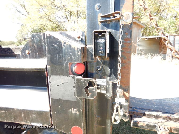 image for item HA9777 2001 Ford F450 Super Duty  dump truck