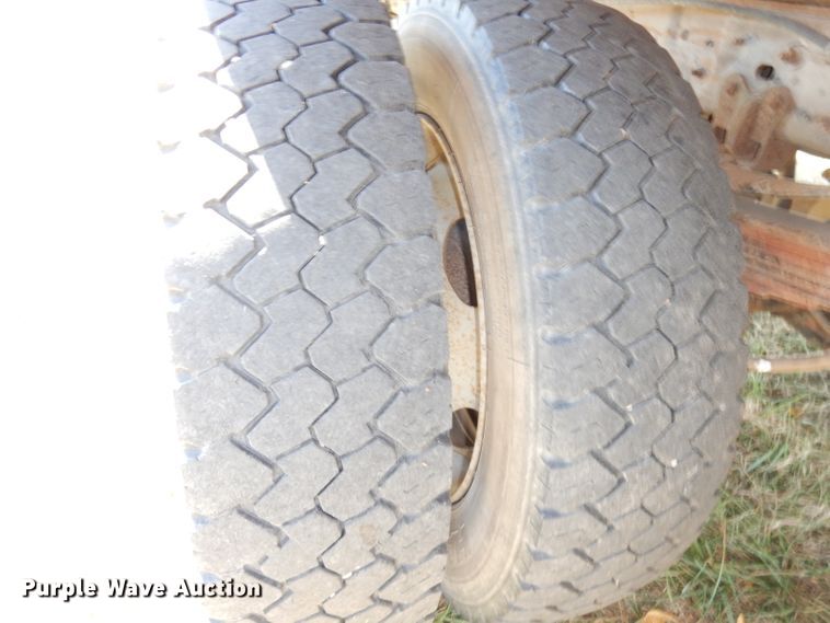 image for item HA9777 2001 Ford F450 Super Duty  dump truck