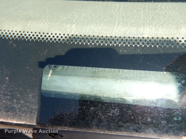 image for item HA9777 2001 Ford F450 Super Duty  dump truck