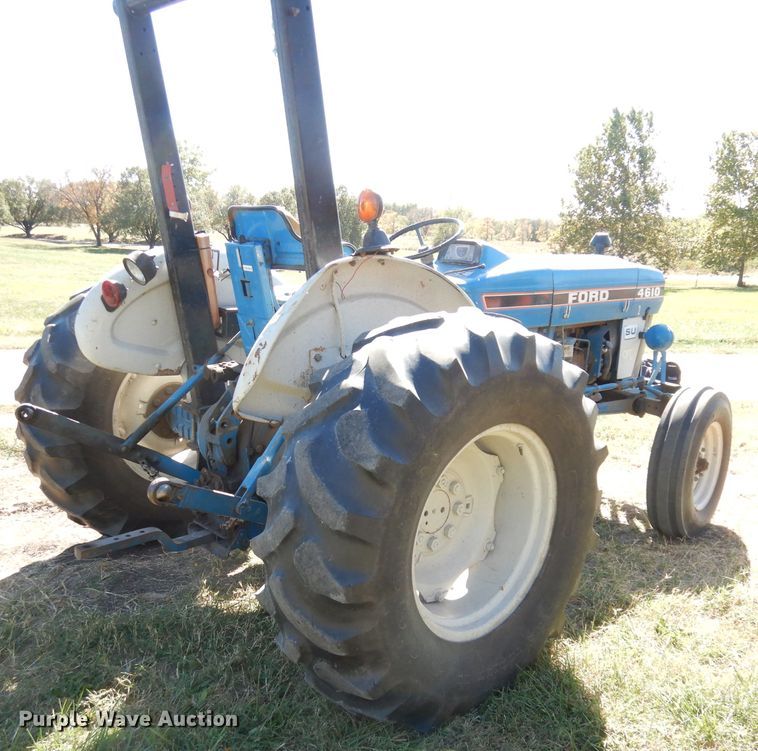 image for item HA9781 1985 Ford 4610  tractor