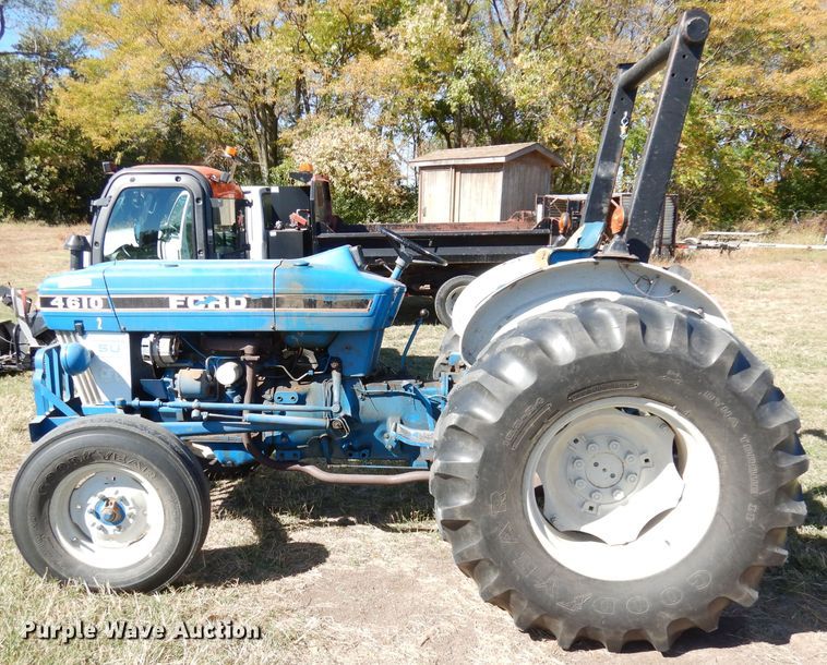 image for item HA9781 1985 Ford 4610  tractor