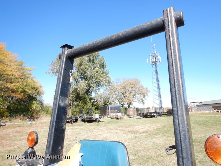 image for item HA9781 1985 Ford 4610  tractor