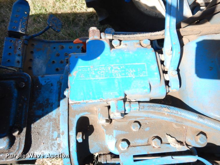 image for item HA9781 1985 Ford 4610  tractor