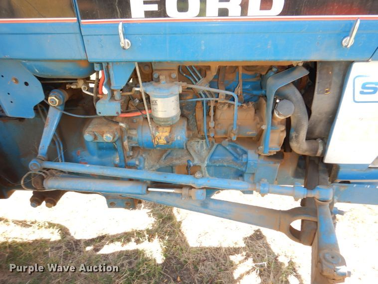 image for item HA9781 1985 Ford 4610  tractor