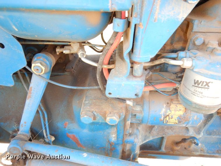 image for item HA9781 1985 Ford 4610  tractor