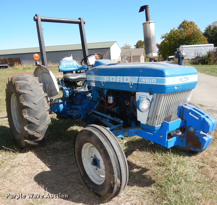 image for item HA9782 1983 Ford 4610  tractor