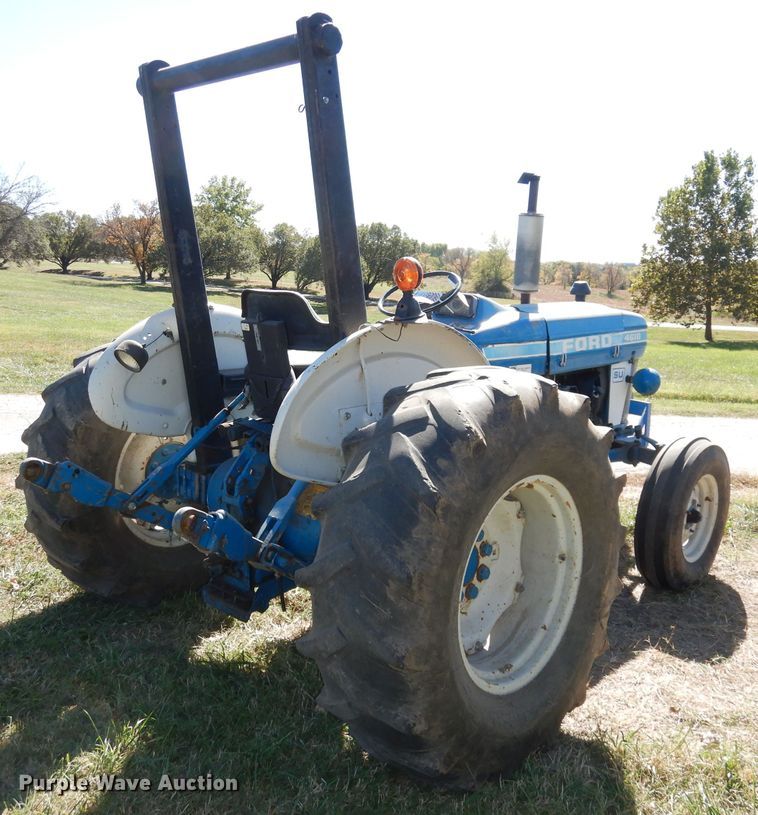 image for item HA9782 1983 Ford 4610  tractor