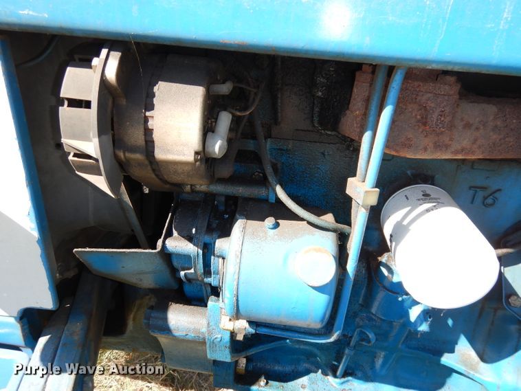 image for item HA9782 1983 Ford 4610  tractor