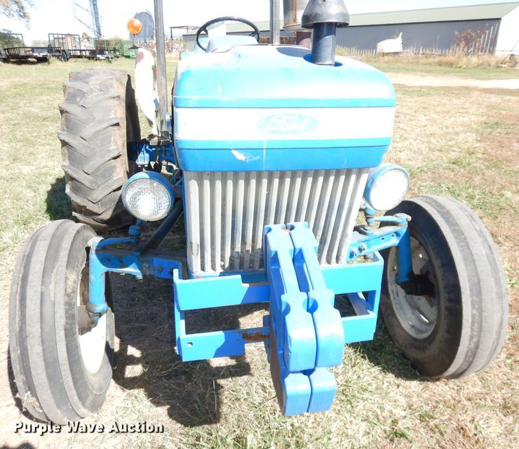 image for item HA9782 1983 Ford 4610  tractor