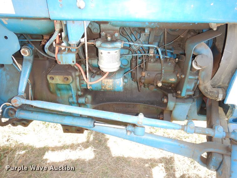 image for item HA9782 1983 Ford 4610  tractor