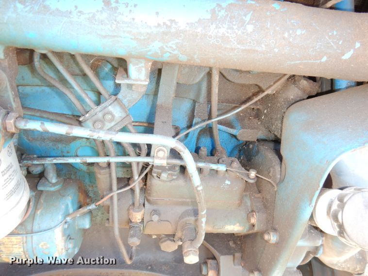 image for item HA9782 1983 Ford 4610  tractor