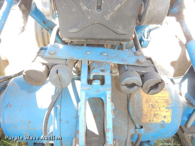 image for item HA9782 1983 Ford 4610  tractor