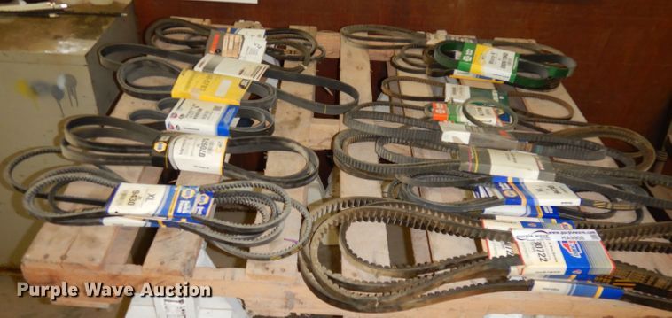 image for item HA9908 Approximately 40 automotive belts